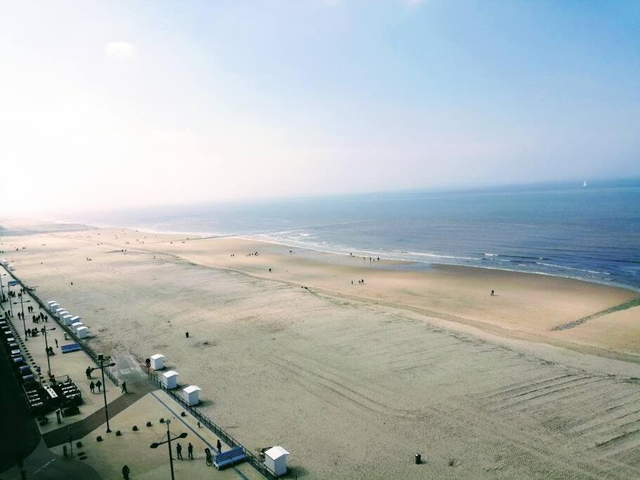 Lovely N° 9 Op Ieder Moment Een Prachtig Zeezicht & Zwembad Middelkerke Zewnętrze zdjęcie
