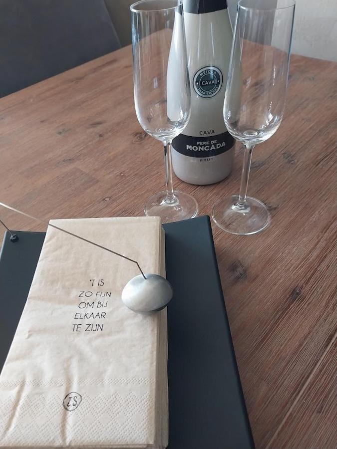 Lovely N° 9 Op Ieder Moment Een Prachtig Zeezicht & Zwembad Middelkerke Zewnętrze zdjęcie