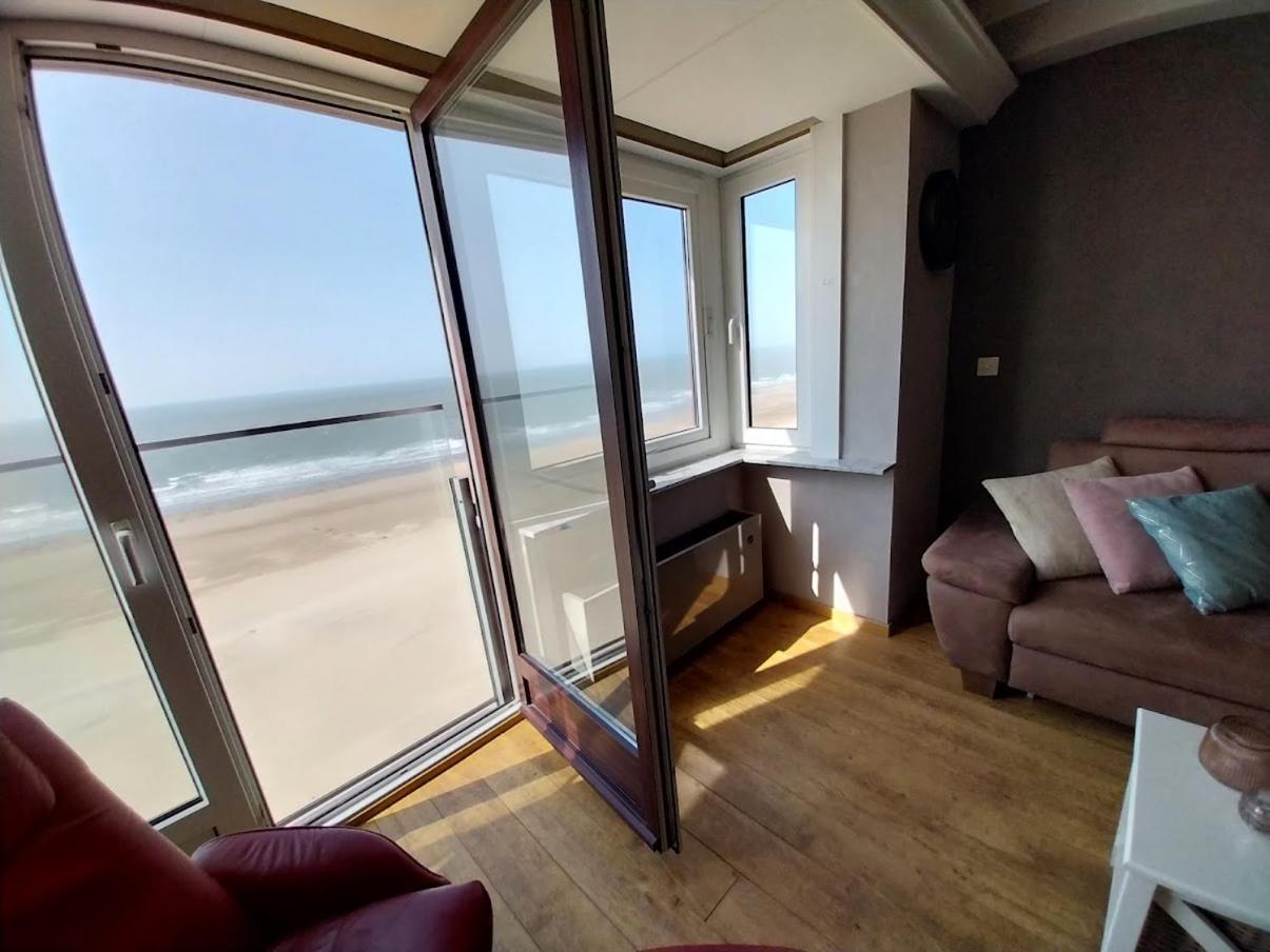 Lovely N° 9 Op Ieder Moment Een Prachtig Zeezicht & Zwembad Middelkerke Zewnętrze zdjęcie